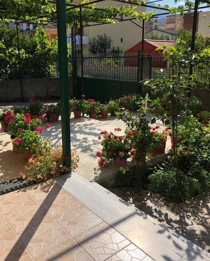 Hotel Villa Ago Përmet Екстериор снимка