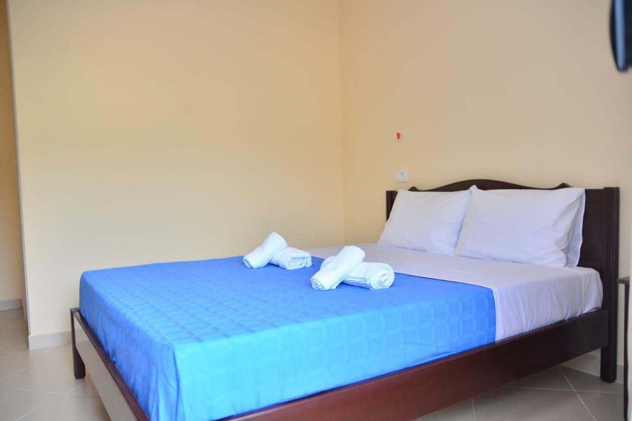 Hotel Villa Ago Përmet Екстериор снимка