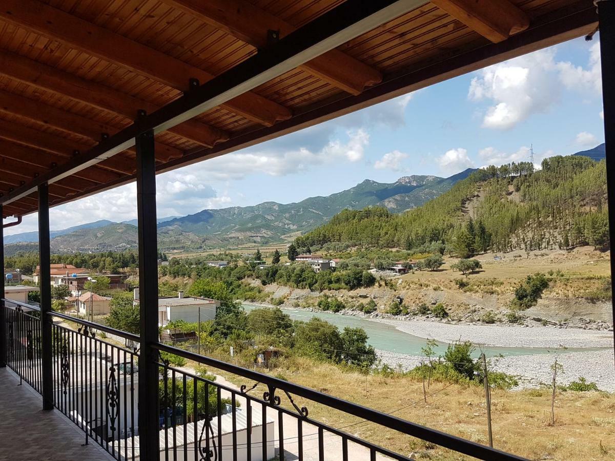 Hotel Villa Ago Përmet Екстериор снимка