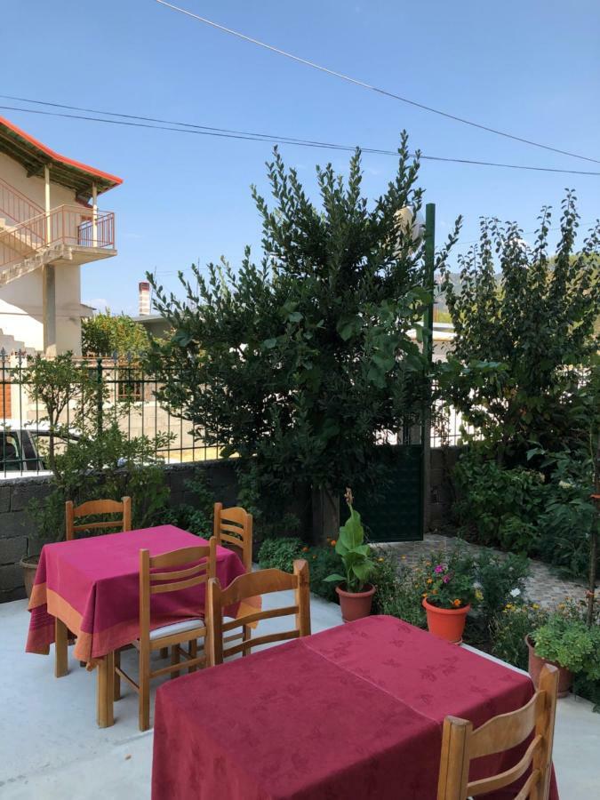 Hotel Villa Ago Përmet Екстериор снимка