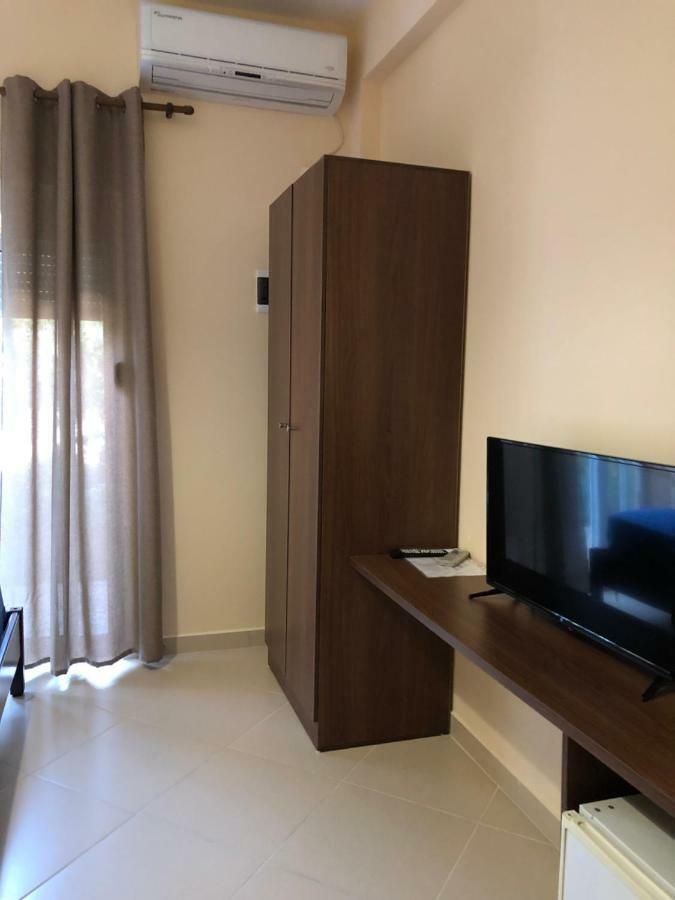 Hotel Villa Ago Përmet Екстериор снимка