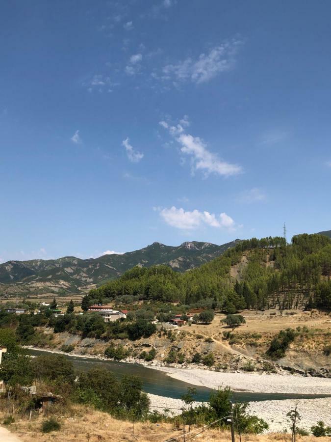 Hotel Villa Ago Përmet Екстериор снимка